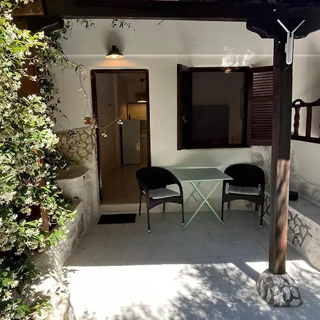 La Mirage Néa Fókaia