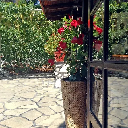 La Mirage Nea Fokea